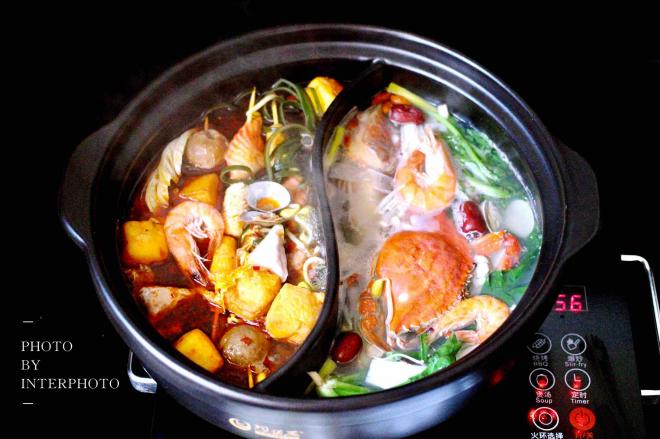 麻辣海鲜鸳鸯火锅