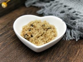 装入玻璃密封瓶中,吃的时候取出来一点,美~