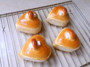 烤箱预热上下火165度，烤25分钟（中途盖锡纸放上色太深）