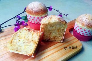 烤箱预热上下火190度，烤16分钟出炉