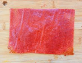 烤好后取出果丹皮