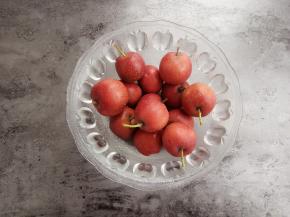 准备好新鲜山楂