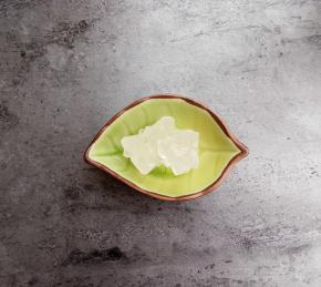 准备好80克冰糖