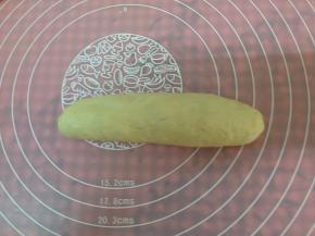 取一个搓成长条