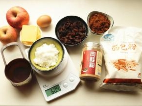 准备好食材，准确称量待用。