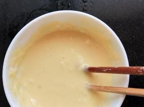 全部拌匀成糊状