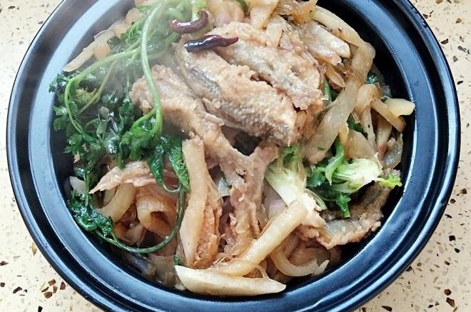 烧萝卜小鱼