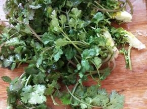 香菜清洗干净