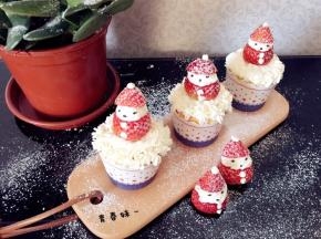 撒点糖粉装饰
