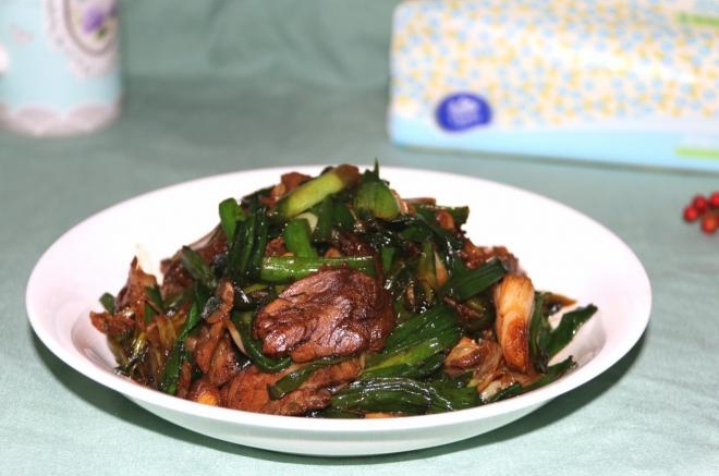 蒜苗炒牛肉