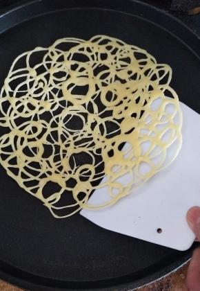 再反面煎熟下一面