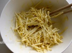 加一点清水拌匀