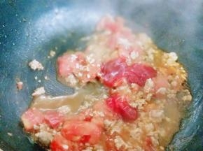 加入番茄酱。