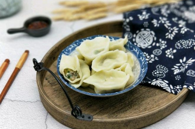 冬至的饺子～猪肉芹菜馅水饺