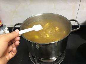 起锅前加些精盐调味