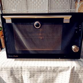 预热美的FUN烤箱，选择上下火模式，160度，15分钟，点击开始，自动开启预热模式，达到温度后会嘀音提示。