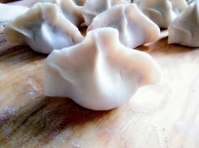 饺子挤好了