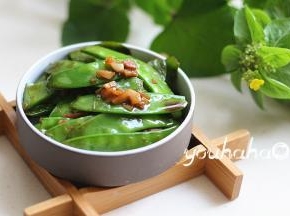 颜色翠绿的荷兰豆惹人爱