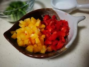 彩椒切碎