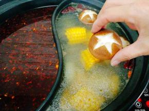 加入香菇，海带