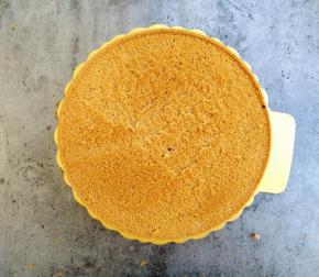 盖上另一半蛋糕胚