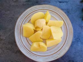 土豆切滚刀块