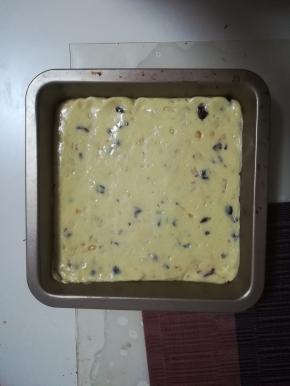 整形，抹平，放入冰箱冷藏半个小时。