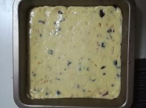 整形，抹平，放入冰箱冷藏半个小时。