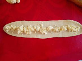 中间放好椰蓉，