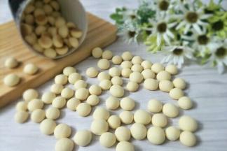 放入预热好的烤箱，上火180度，下火170度烤15分钟