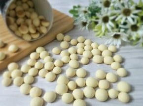 放入预热好的烤箱，上火180度，下火170度烤15分钟