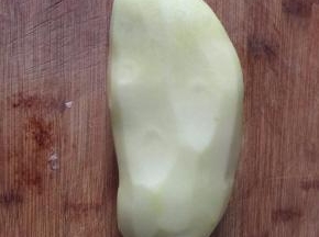 土豆去皮切块