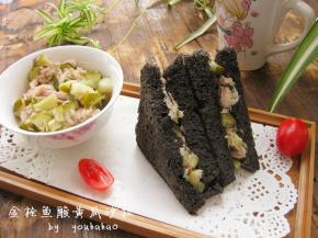 用来夹主食土司，全然没有金枪鱼油腻的感觉