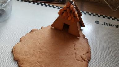 15．当当……姜饼屋的雏形大概完成。