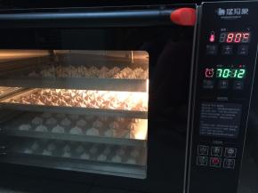 送进预热好的猛玛象风炉80度120分钟