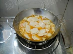 中小火将年糕煮软即可。