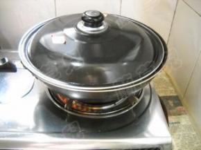 加盖，小火慢煮25分钟。