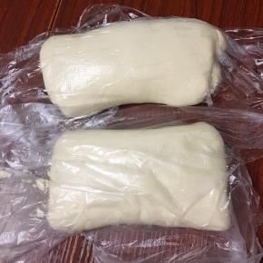 盖上保鲜膜松弛15分钟