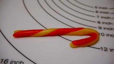 最后整成拐杖的形状