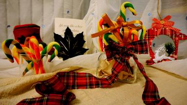 一道好吃又漂亮的圣诞拐杖饼干做好了