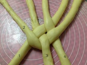 为了操作方便，把2 甩上去