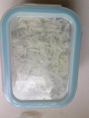 盖上盖子，放在阴凉的低方，放置24小时