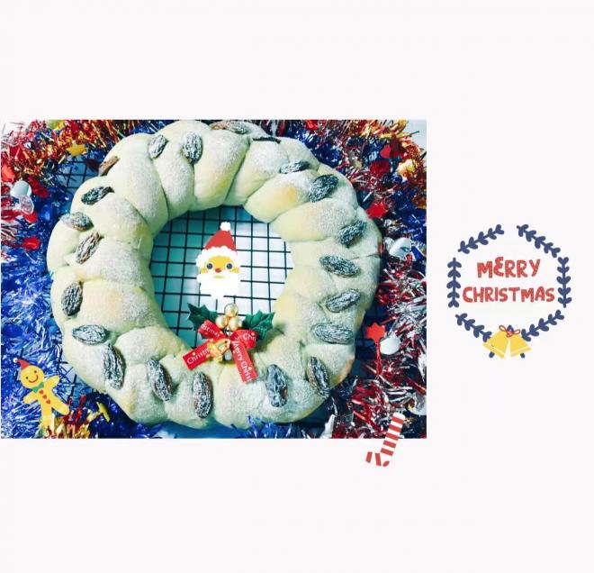 圣诞花环面包