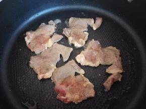 煎一下，煎到七八成熟