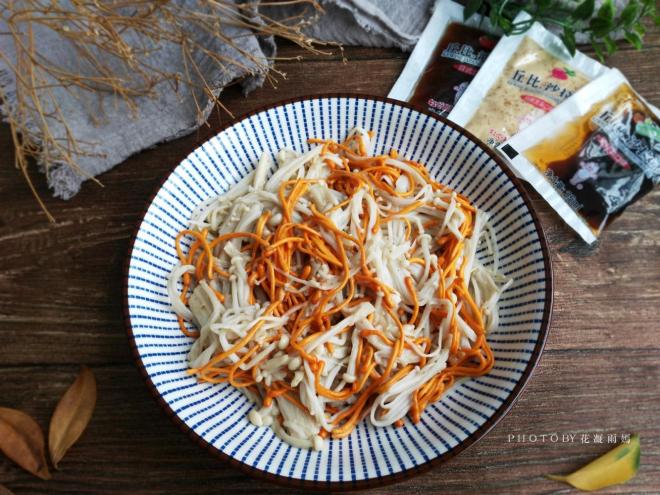 虫草花拌金针菇