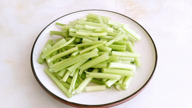 切成等量的段。