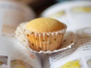 心里有着太多的不甘愿，总是在那一瞬间明白，有的时候放弃是绝美。