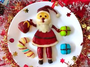 蒸好后拿出晾凉。再装饰一下。