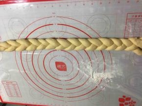 编好的辫子