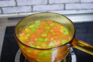 盖好锅盖，继续煮20分钟